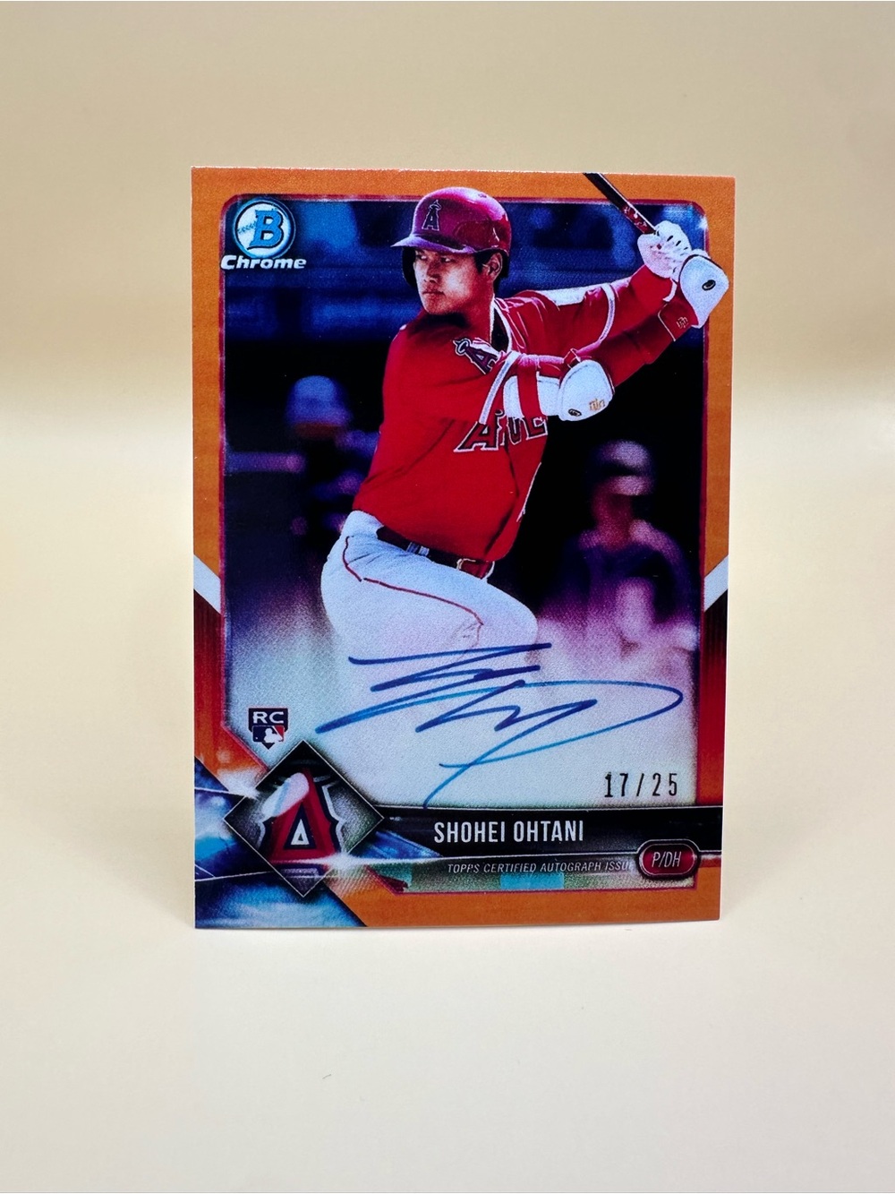 Shohei Ohtani Rookie Signed 2018 Bowman Chrome 17/25 Novelty Baseball Card.